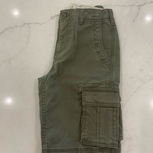NWOT GAP Boys Cargo Shorts Olive Green 10 Slim